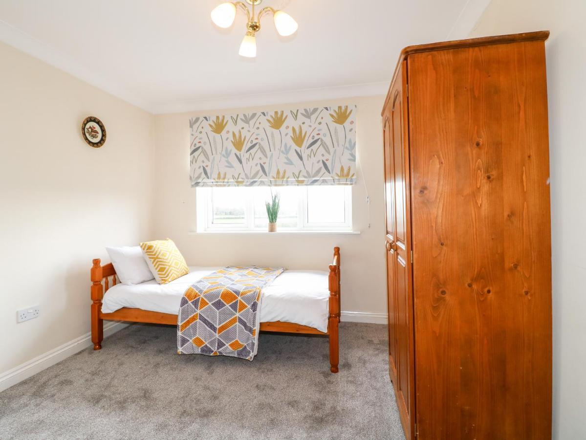 Tixall Manor Farm Stafford Dış mekan fotoğraf