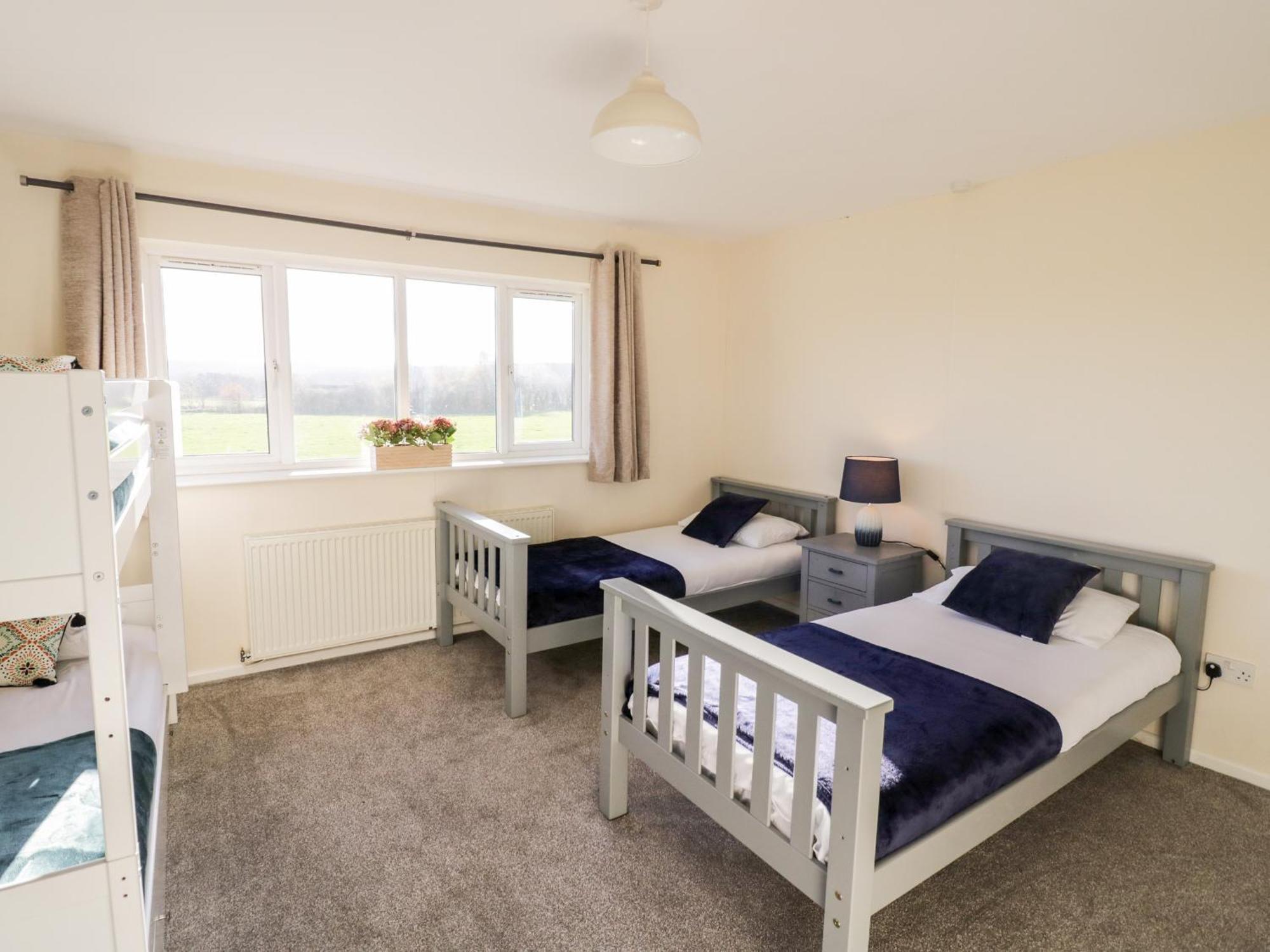 Tixall Manor Farm Stafford Dış mekan fotoğraf